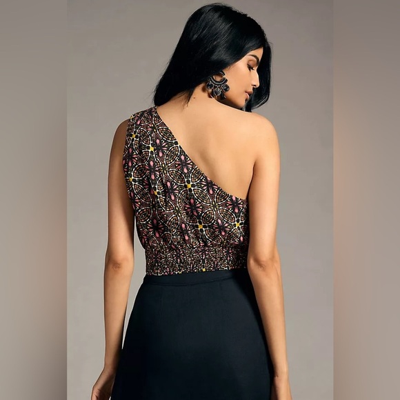 New By Anthropologie One Shoulder Linen Cropped Top Orang Motif Medallion boho - Picture 2 of 14